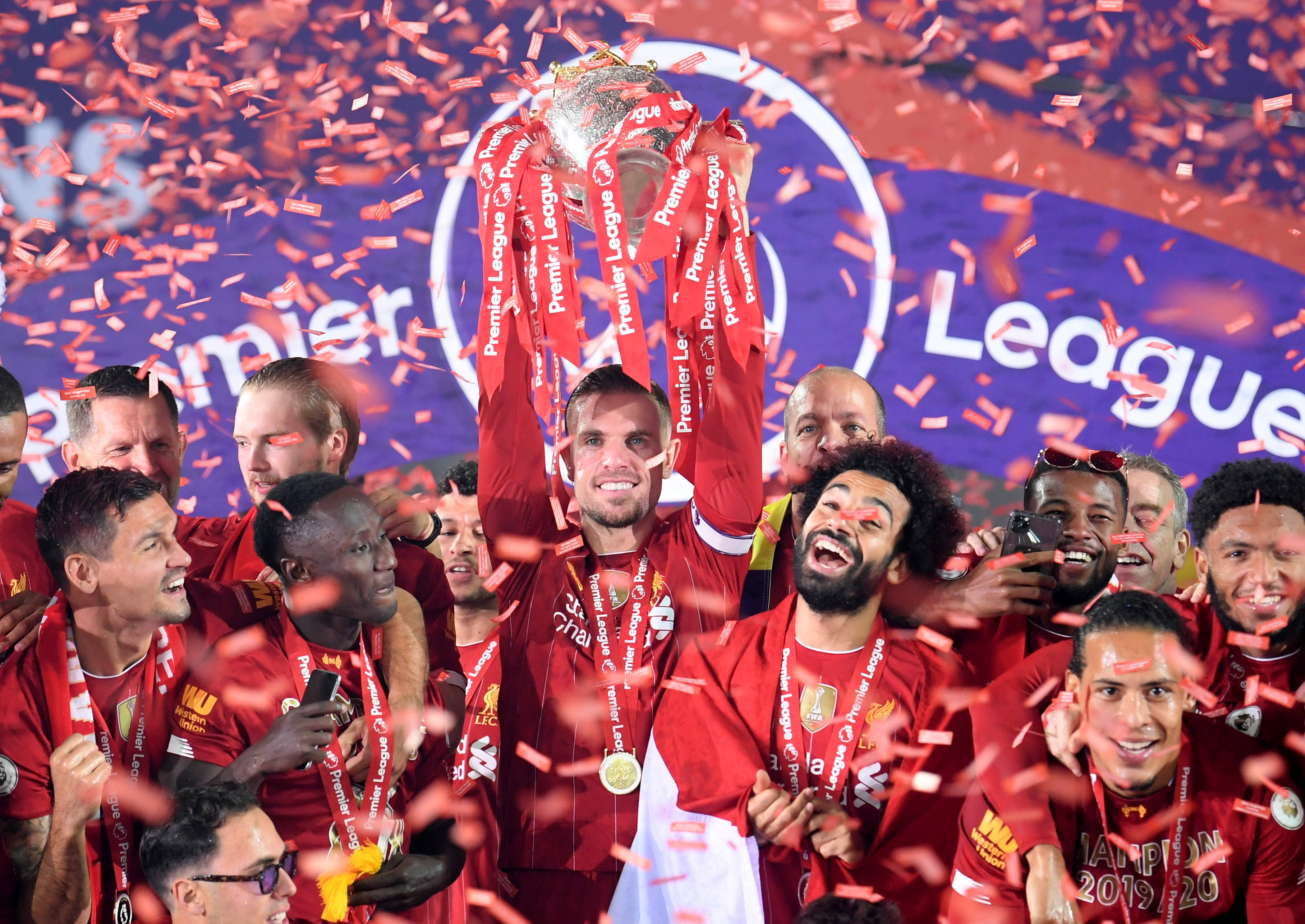 2025上海马拉松赛道优化，突出双奥之城特色